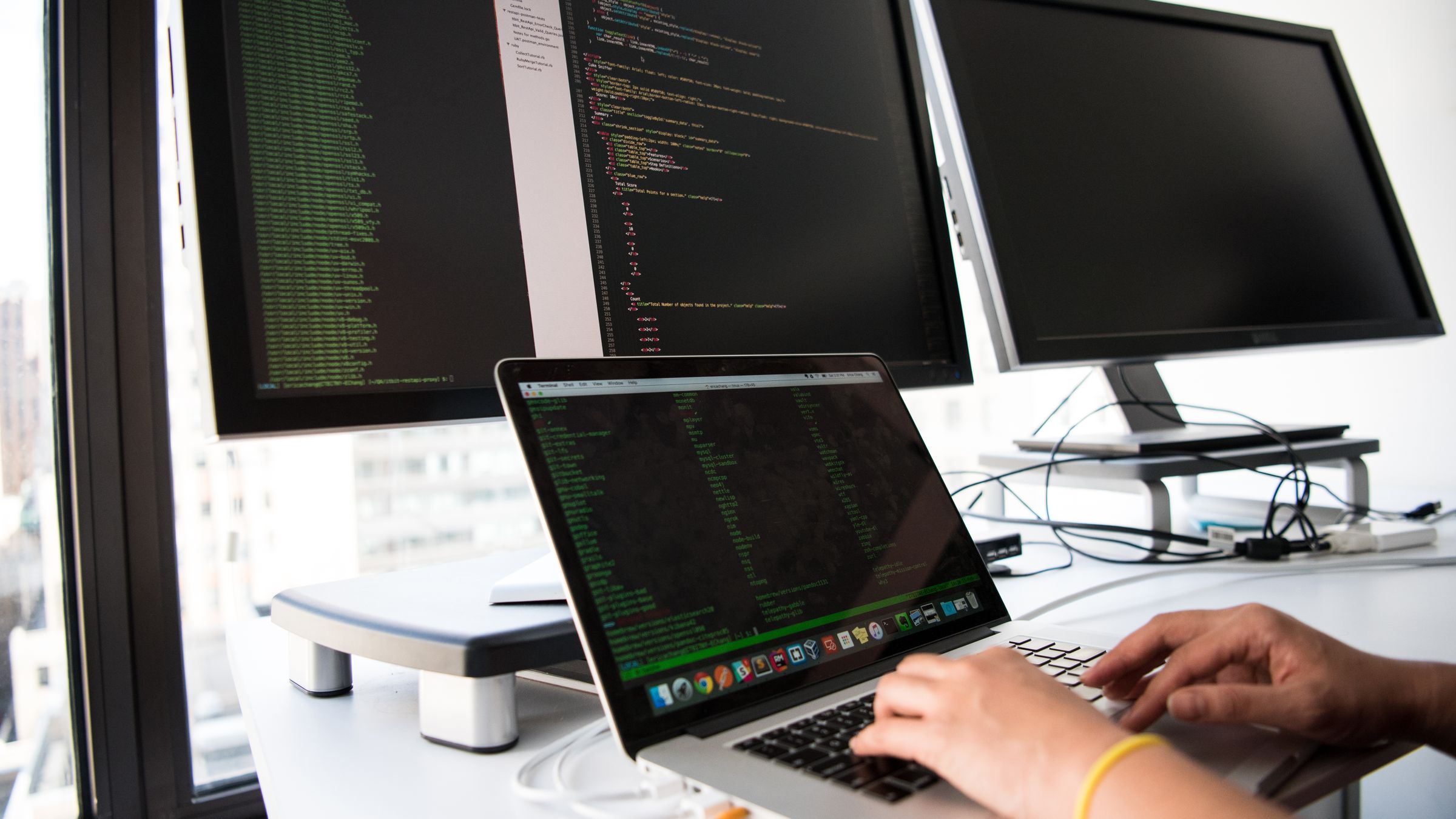 5 Signs It’s Time to Upgrade From Shared Hosting to a VPS